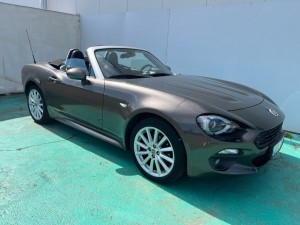 Fiat 124 Spider 
