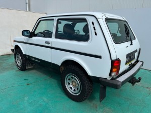 Lada Niva 