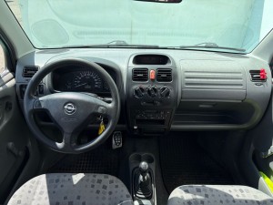 Opel Agila 